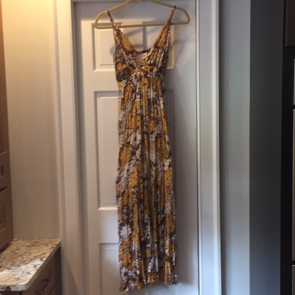 Flowy maxi dress